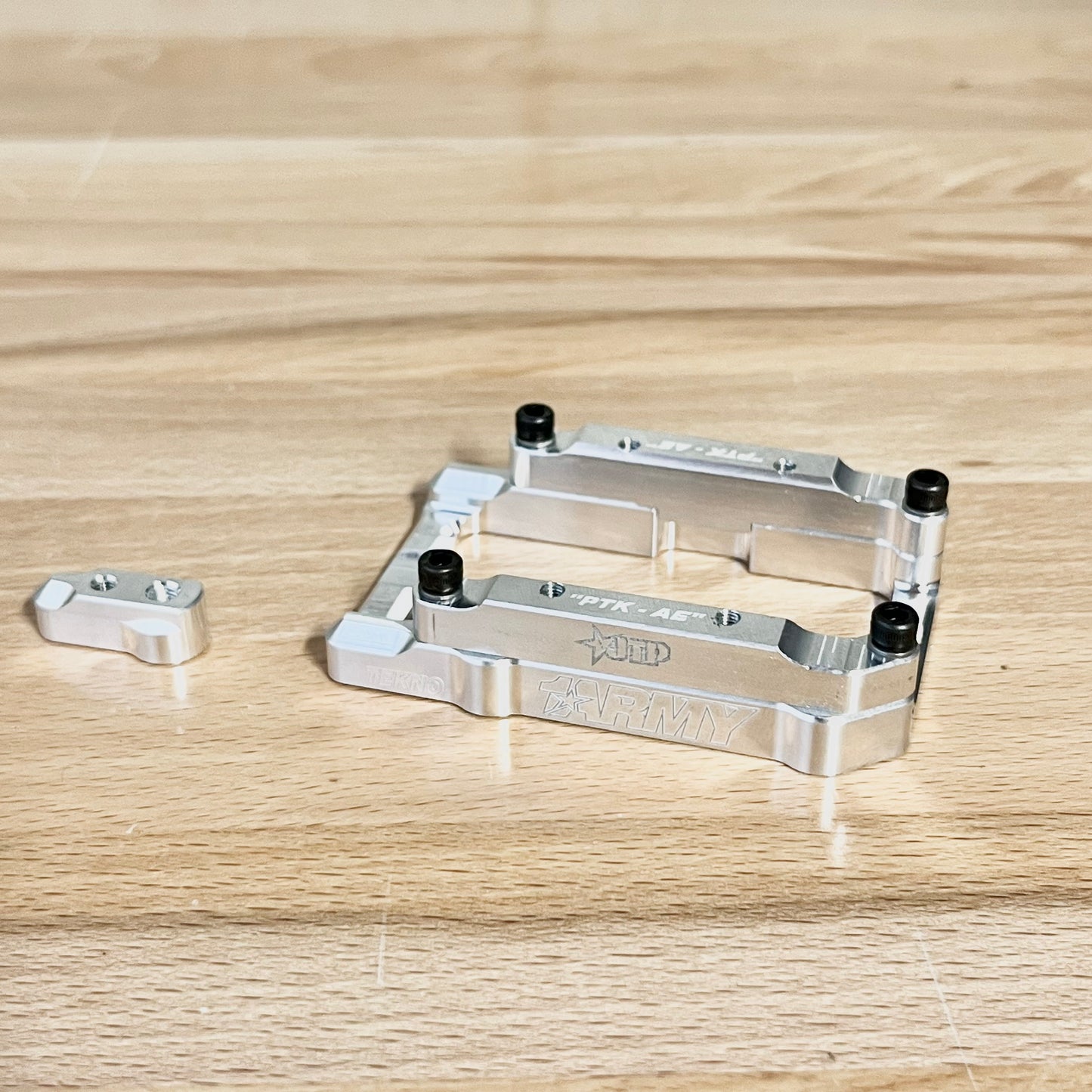 1Army/JTP "Flex" Tekno NB/NT48 2.2 Engine Mount