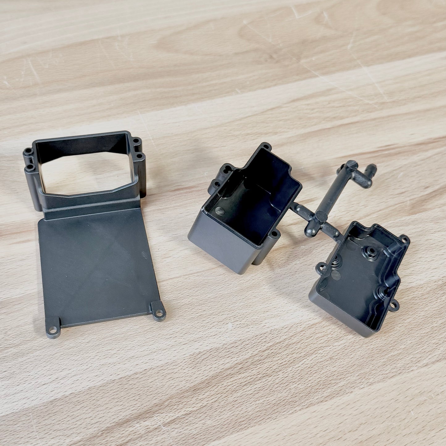 Tekno EB/ET48 2.0/2.1/2.2 Servo Mount/ESC Tray/RX Box - TKR9065