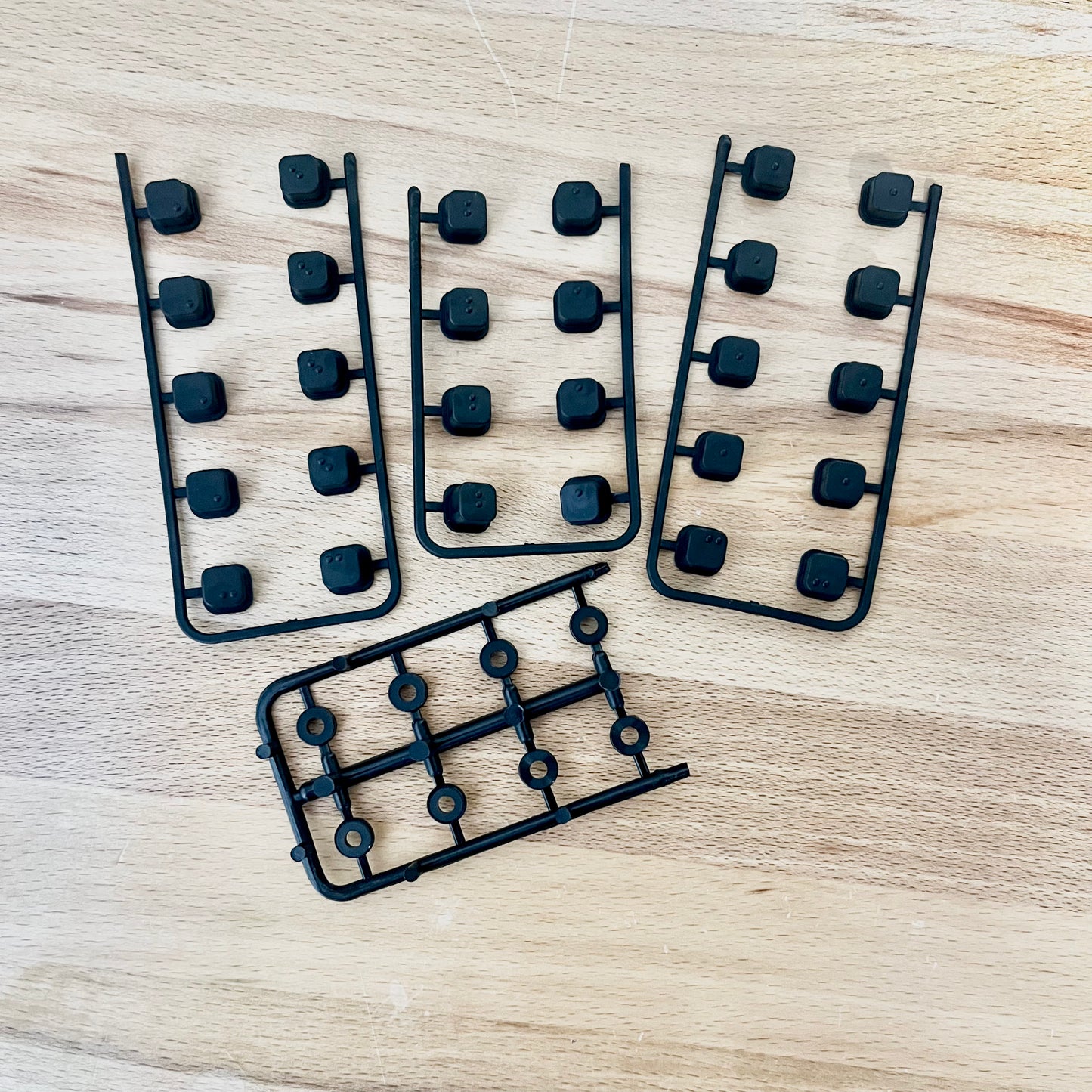 TKR5165 - Tekno V2 Hinge Pin Inserts Wheelbase Shims