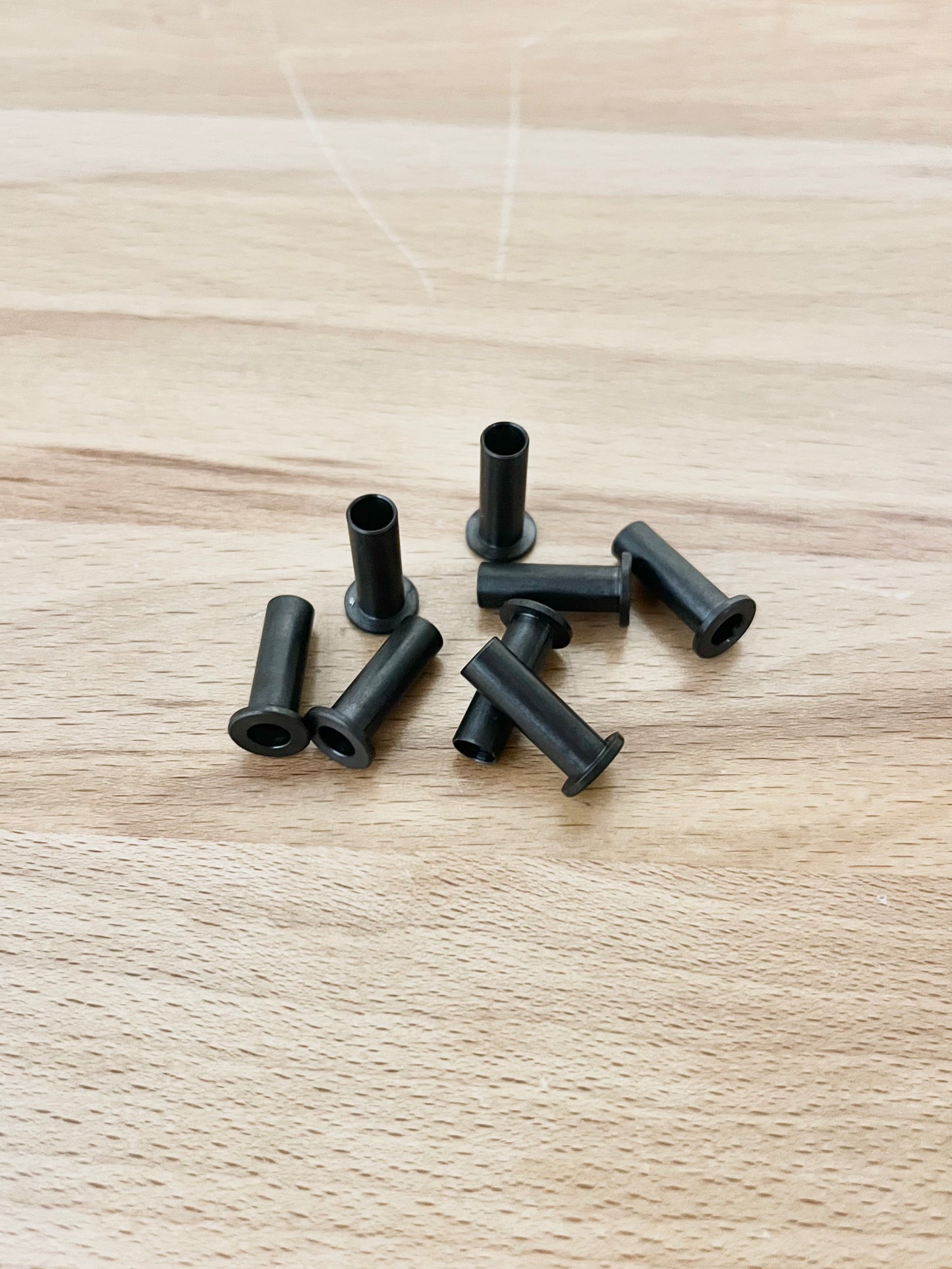 Tekno Hinge Pin Bushings EB/NB/ET/NT48 2.0/2.1/2.2