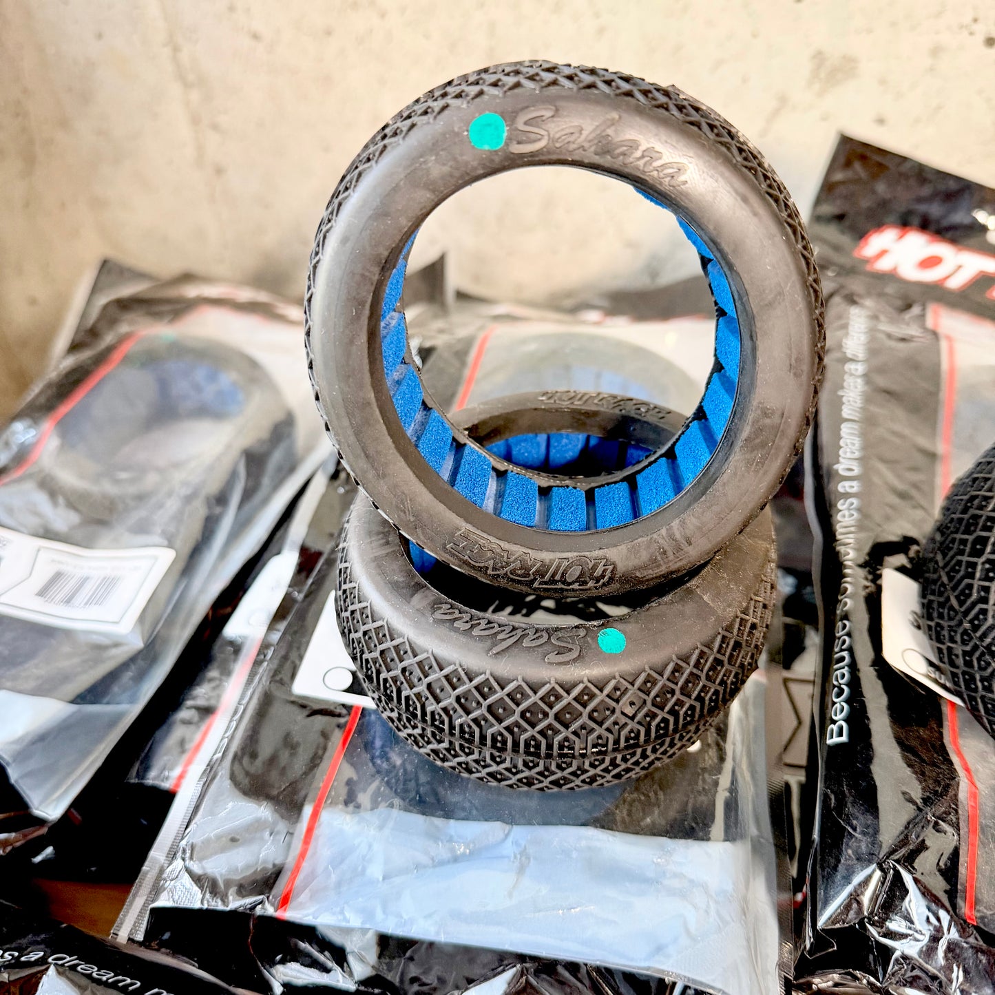 HotRace Flash SALE Tires (Sahara)
