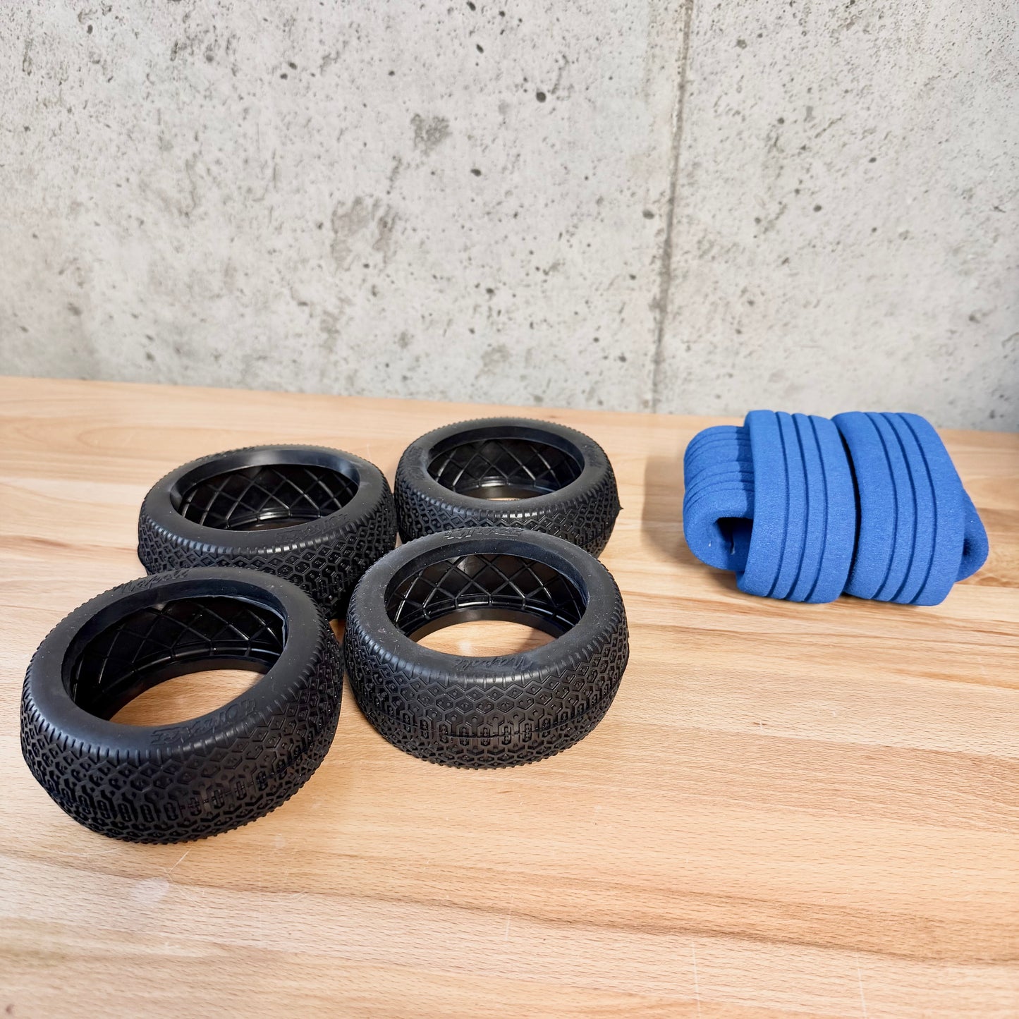 HotRace Napoli 1/8 Buggy Tire