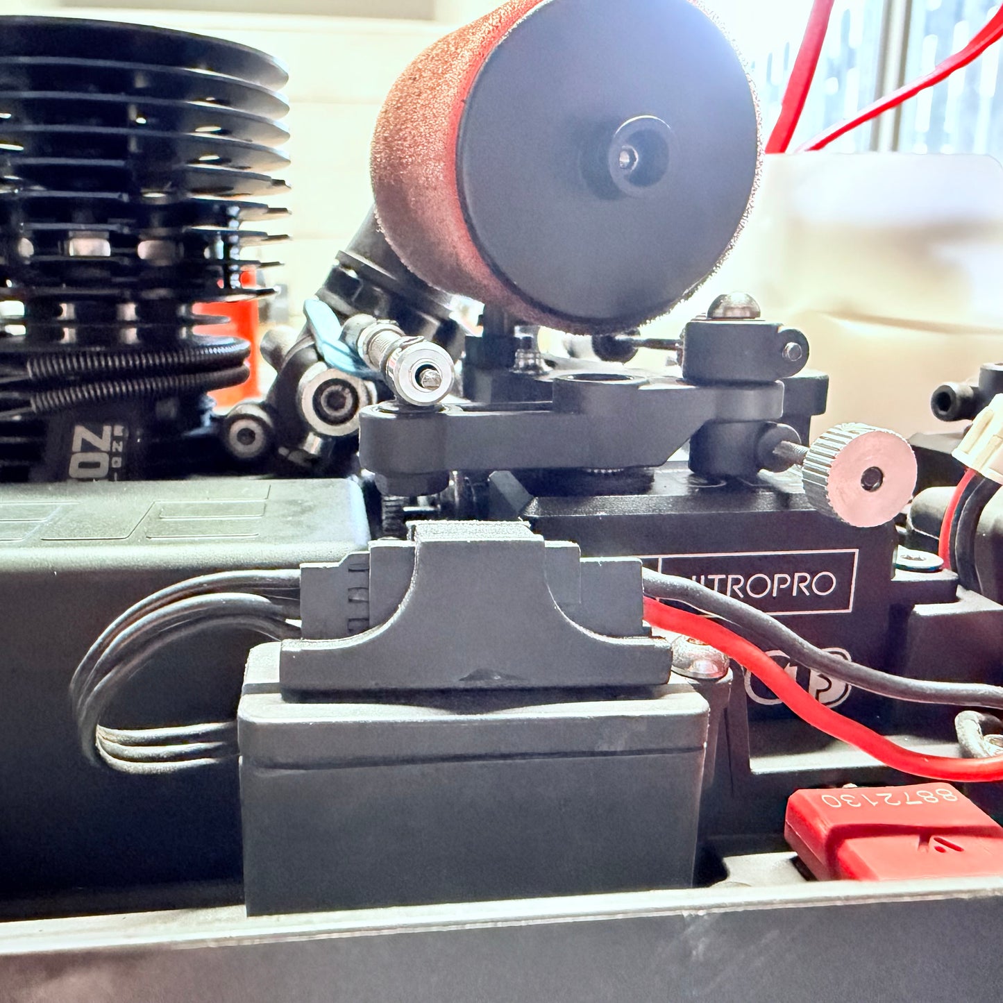 1/8 Nitro Battery Connect