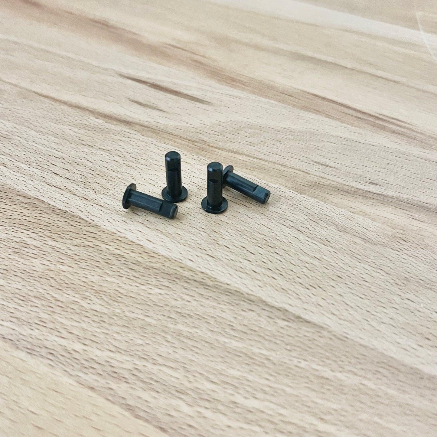 Tekno Hinge Pins EB/NB/ET/NT48 2.0/2.1/2.2